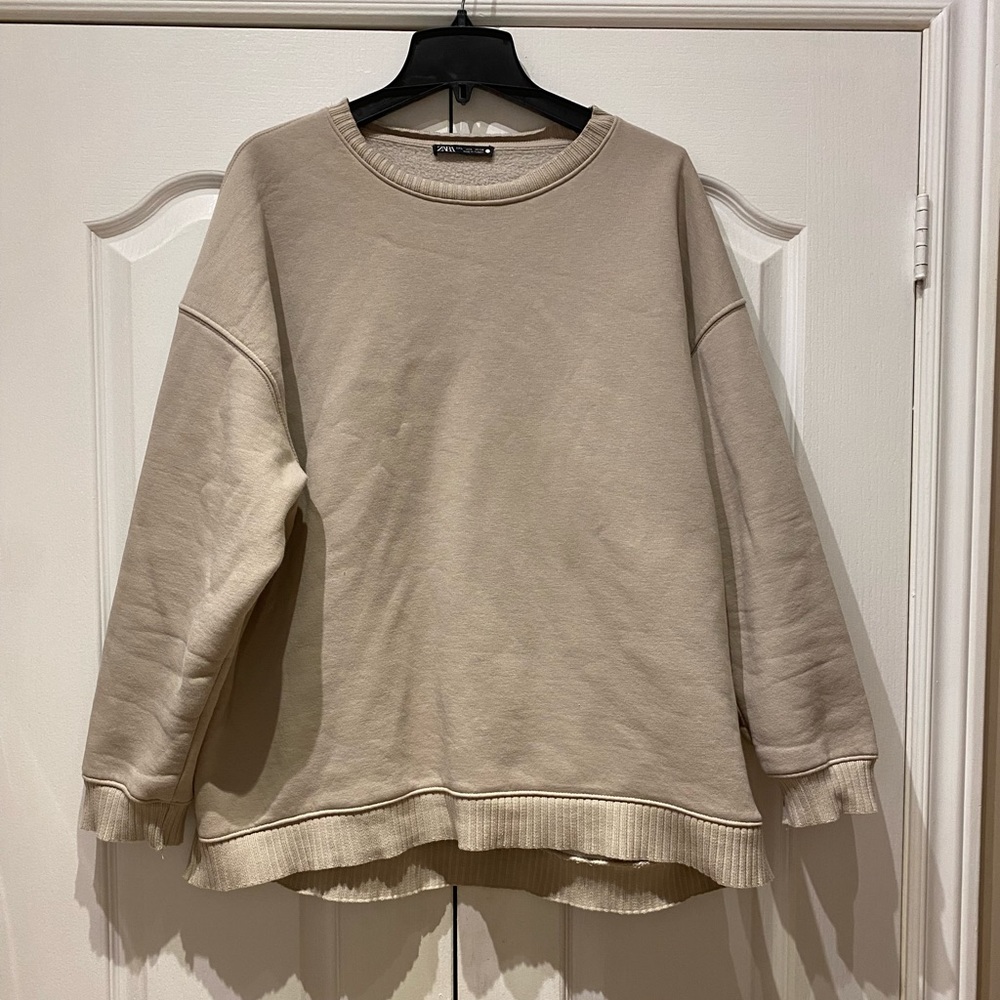 Zara Basic Oversized Sweater in Size L